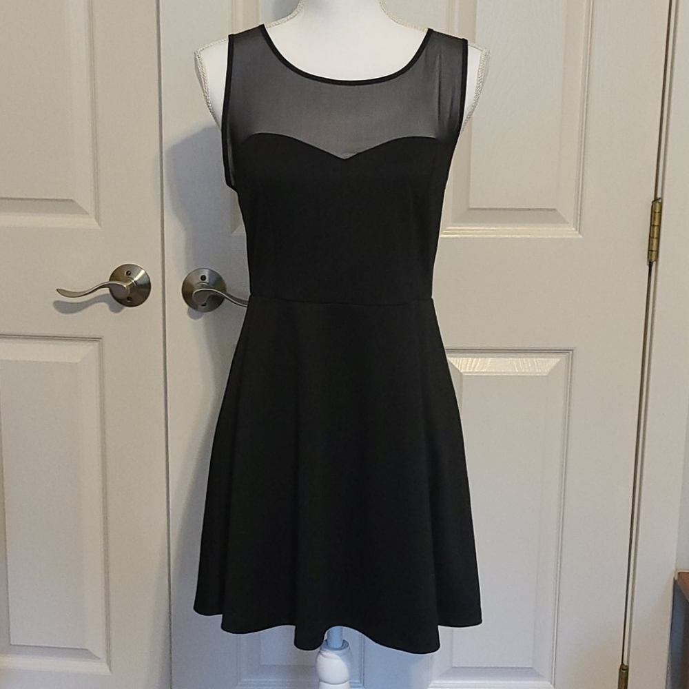 Forever 21 Sleeveless Dress